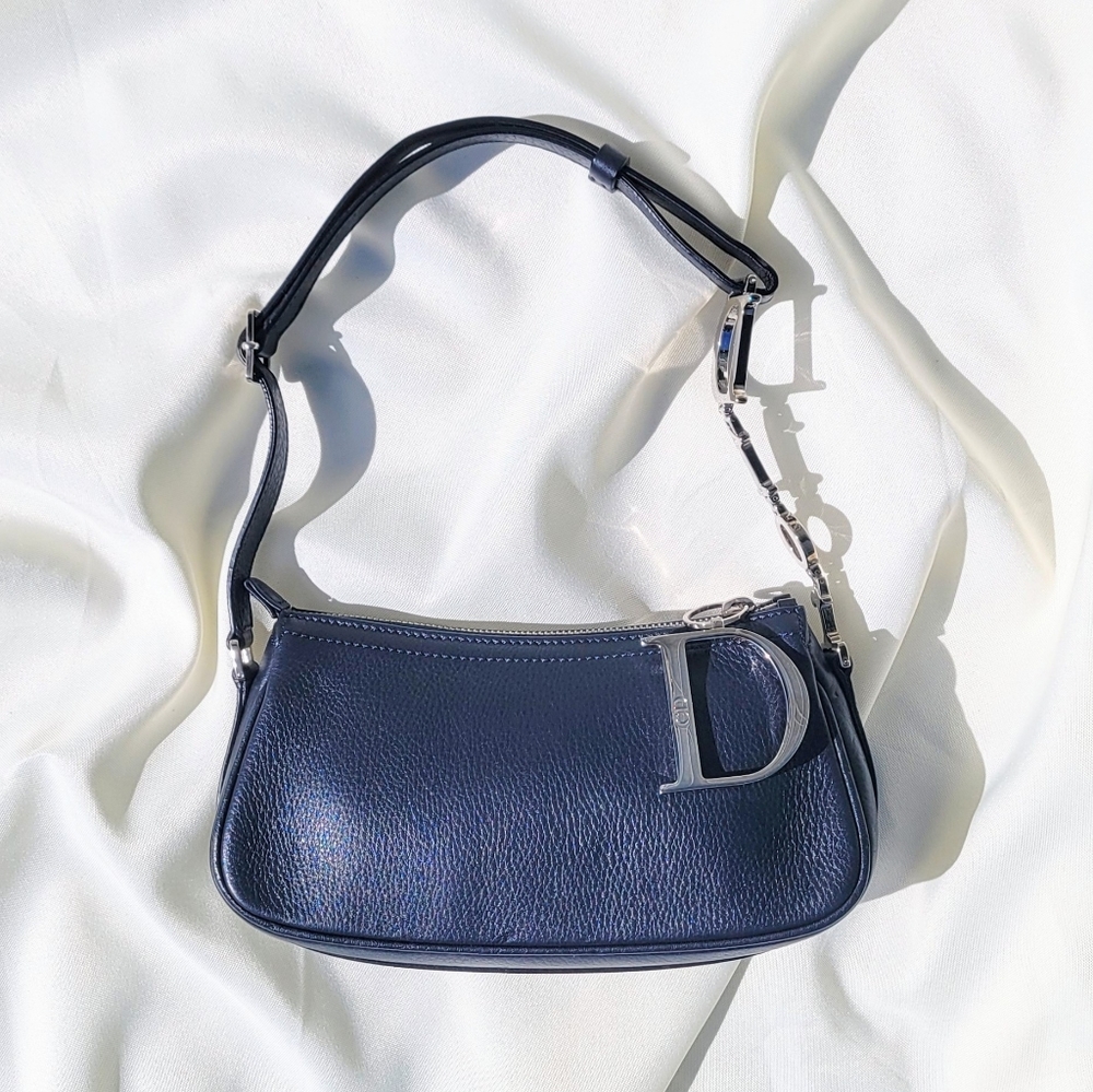 🦋DIOR CHARM NAVY CALFSKIN POCHETTE🦋